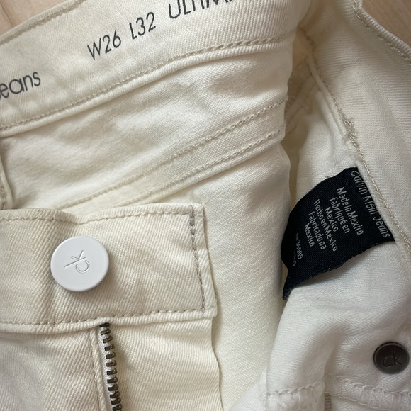 Calvin Klein brand new white jeans - Picture 6 of 6